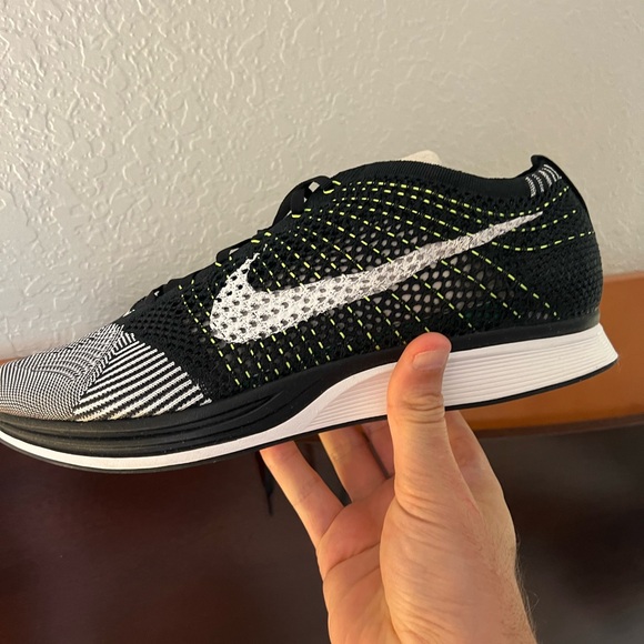 Mens nike Flyknit racer (526628 011) no box size 13 - Picture 1 of 5